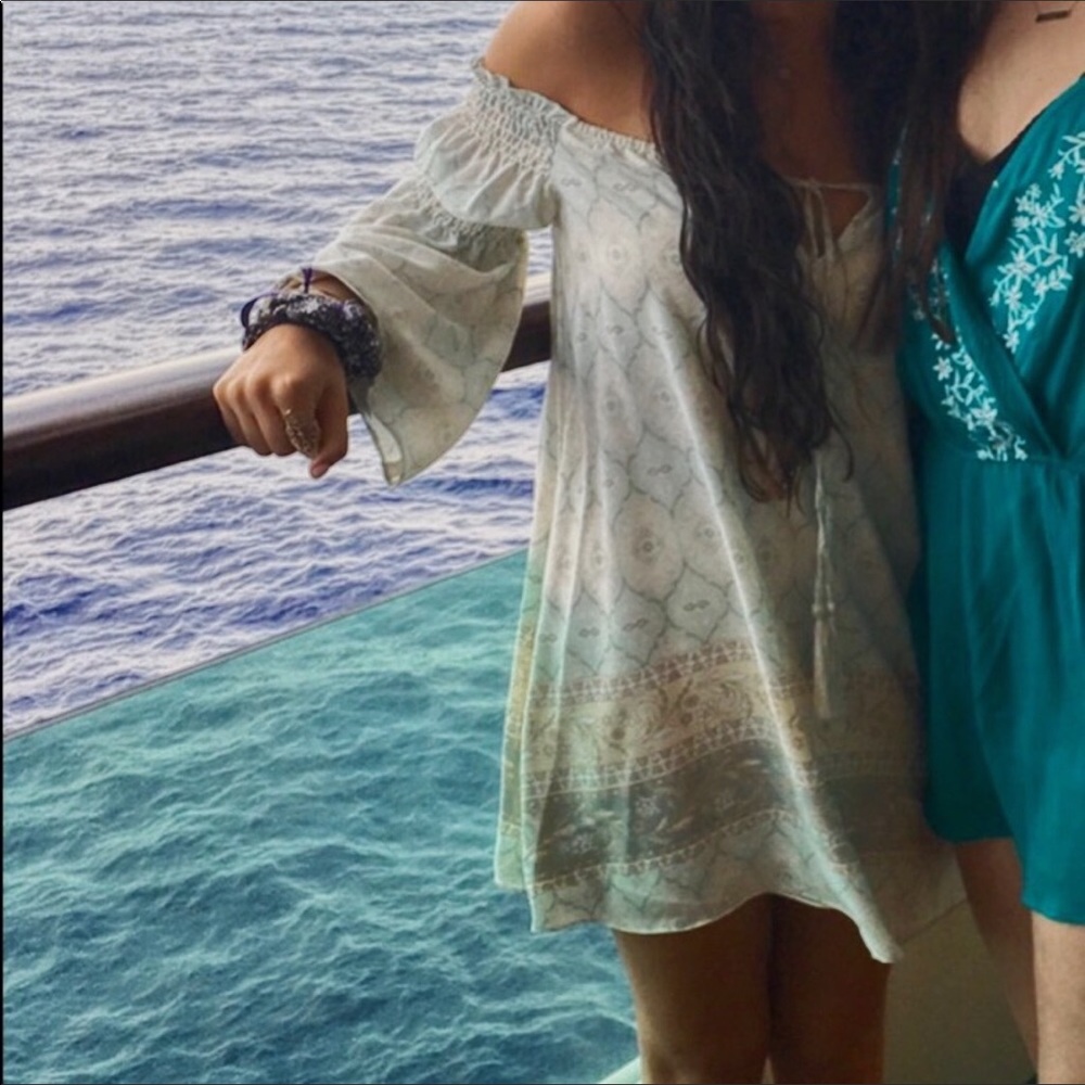 Off the shoulder Patterned Dress